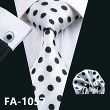 Load image into Gallery viewer, Navy Necktie